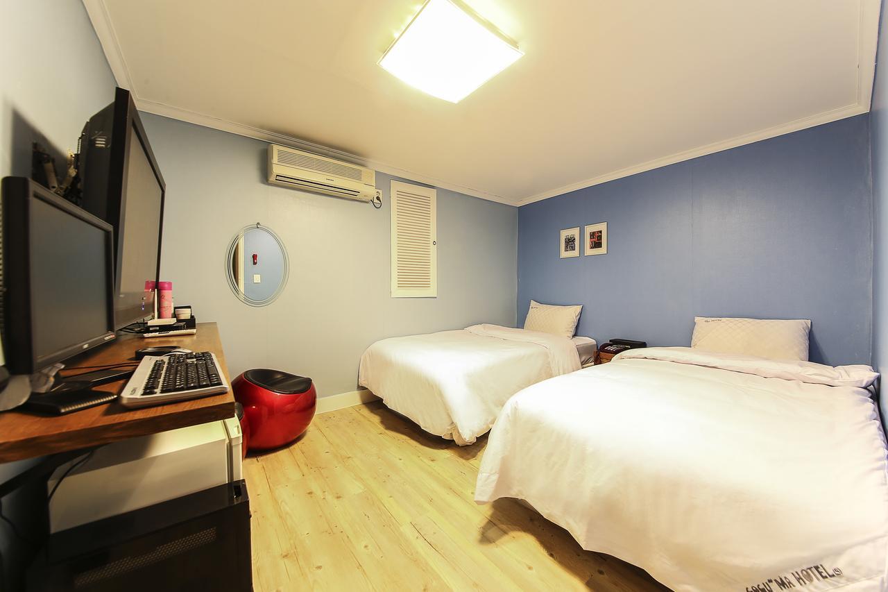 Hotel Goguma Shinchon ソウル特別市 エクステリア 写真